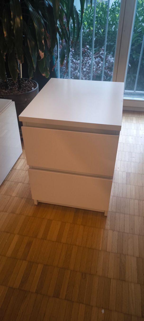 Nachttische: IKEA Nachtisch 2er Set – Gebraucht aus Zürich von fra_5kb7