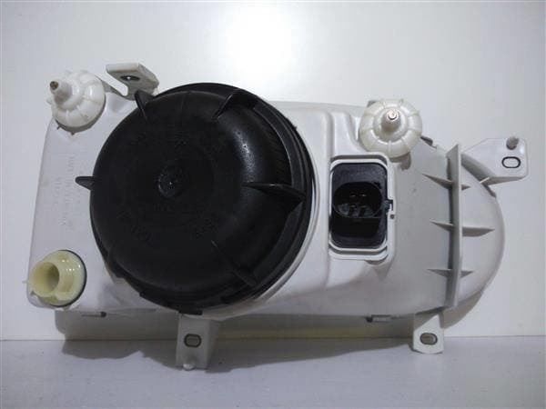 VW Fari: Vw Golf 3 Scheinwerfer links – Usato da Ibach venduto da Zingi73 1