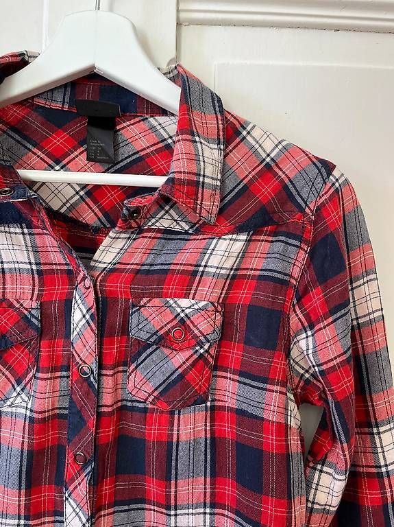 Blusen: Kariertes Hemd Gr. 34 – Gebraucht aus Bern von tan_2rrh 1