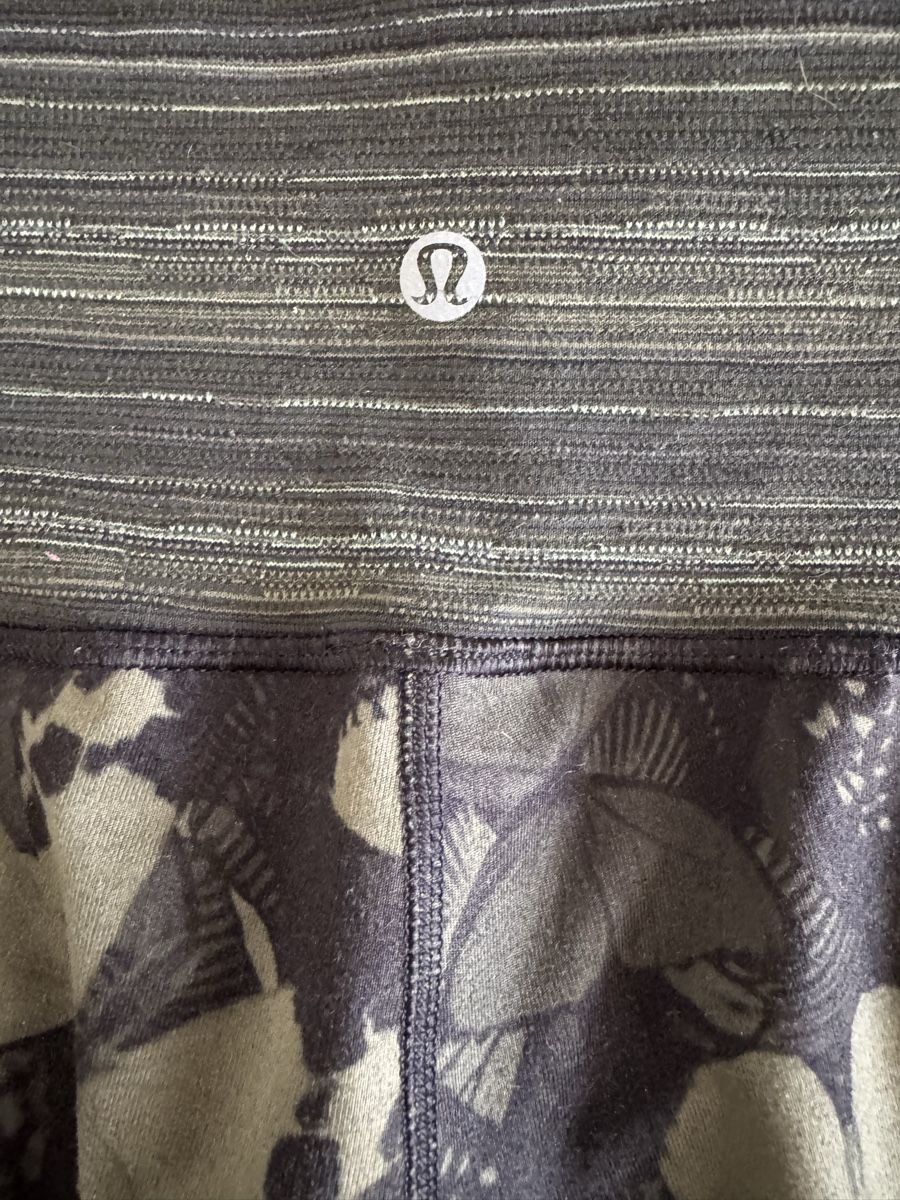 Lululemon Pantaloni: Lululemon Shorts, Gr. XS-S – Usato da Strengelbach venduto da lana40 1