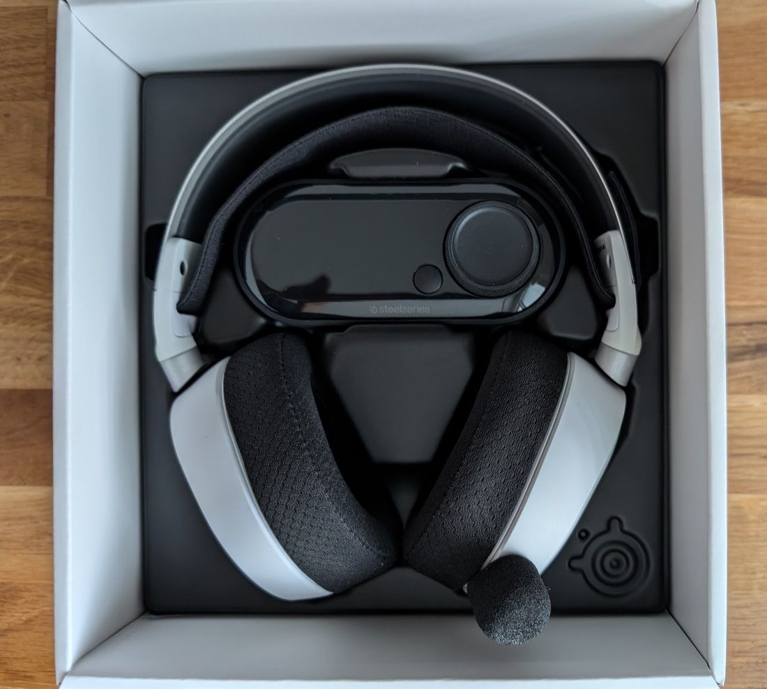 Cuffie: SteelSeries Arctics Pro + GameDAC Headset – Usato da Luzern venduto da K.Reka 2