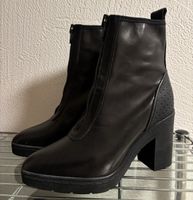 Alexander Wang x H&M Black Leather Ankle Boots, size 37