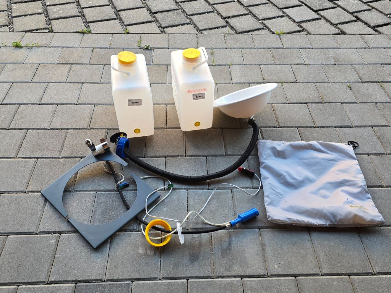 Camping Fahrzeuge: Westfield ModuCamp, COMET Wasser Set – Gebraucht aus Heimberg von Glasauge90