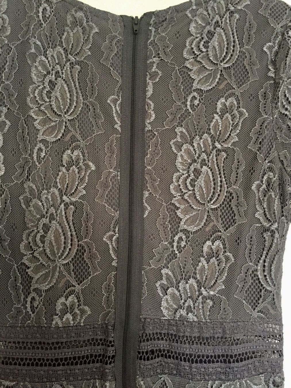 Vestiti: DEVIDED robe dentelle taille XS/S – Nuovo (secondo la descrizione) da Thônex venduto da AneleManele 3
