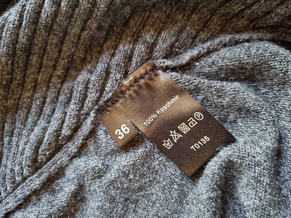 Giacche: Wunderschöne Strickjacke S 100% Kaschmir wie neu – Usato da Arlesheim venduto da evi_gm8h 1