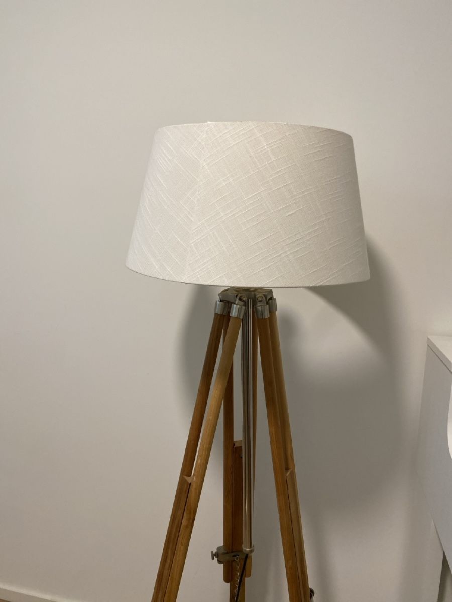 Lampade: Stehlampe – Usato da Unterentfelden venduto da renato053