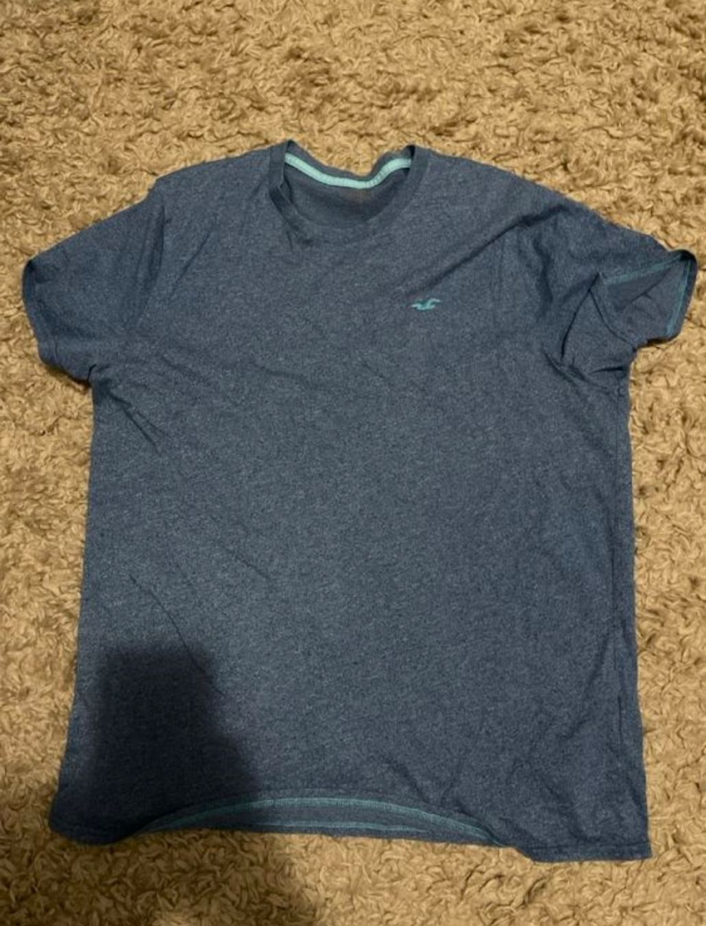 Hollister T-Shirts: Hollister Tshirt Gr. XL – Gebraucht aus Stettlen von gpa18