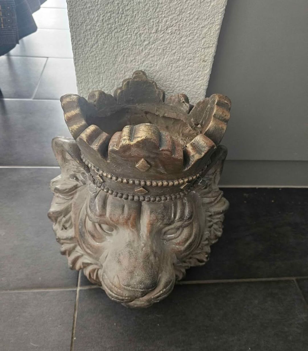 Vasi per fiori: Löwenkopf Übertopf – Nuovo (secondo la descrizione) da Lohn-Ammannsegg venduto da Kiki1311 1