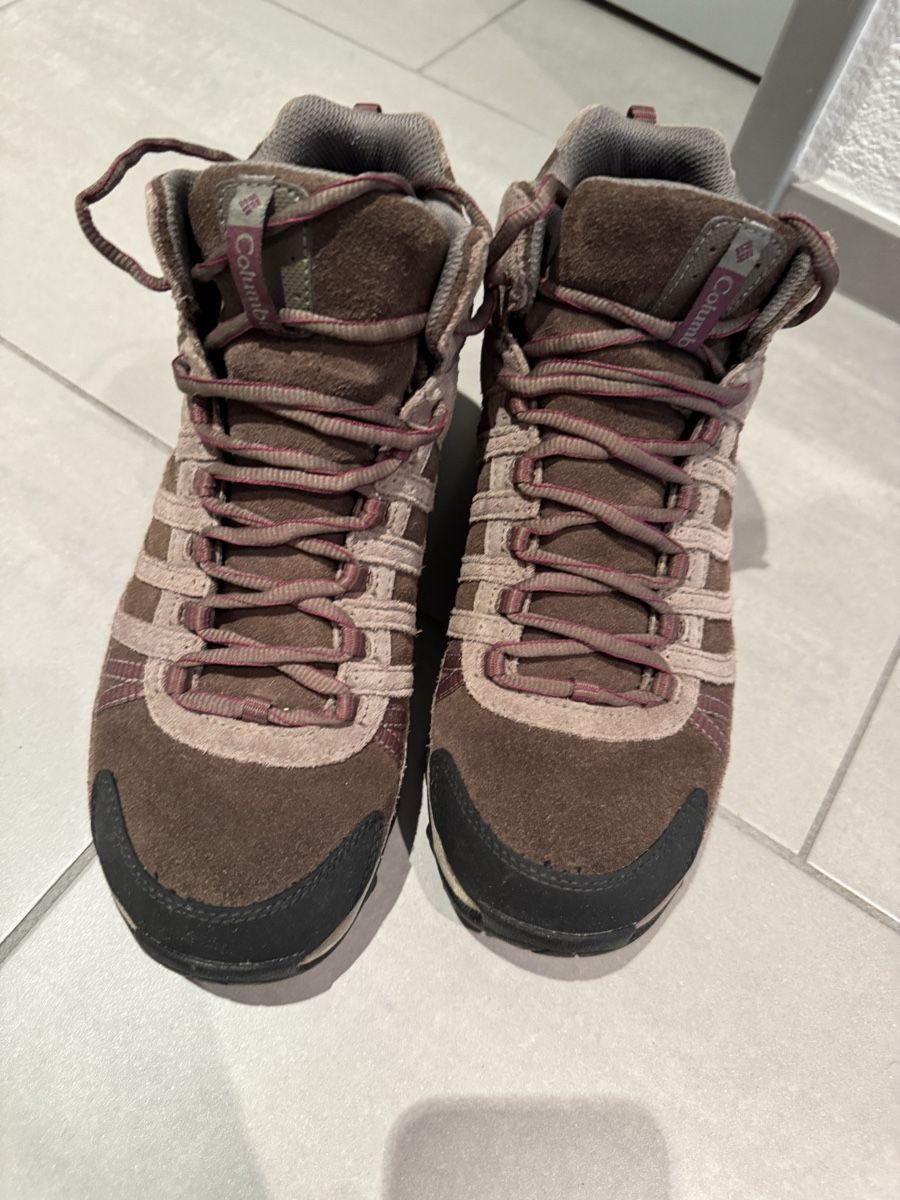 Columbia Scarpe da donna: Wanderschuhe – Usato da Brunnen venduto da Meba04