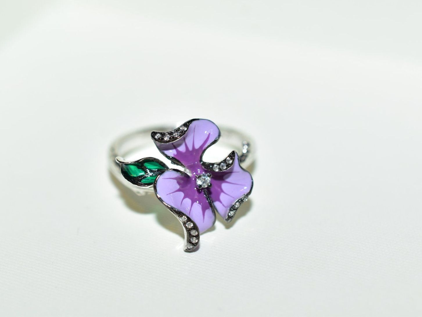 Anelli: Damen Ring Blume, Emaille aus Sterlingsilber, Gr.6 – Nuovo e nell'imballaggio originale da Laufen venduto da flowerfan