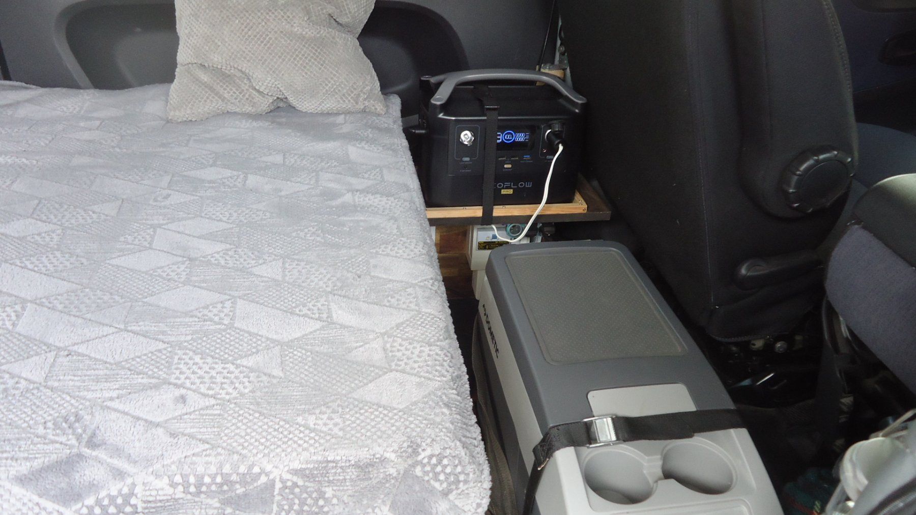 Opel Veicoli da campeggio: Camper Opel Vivaro – Usato da Oberterzen venduto da baerlian 3