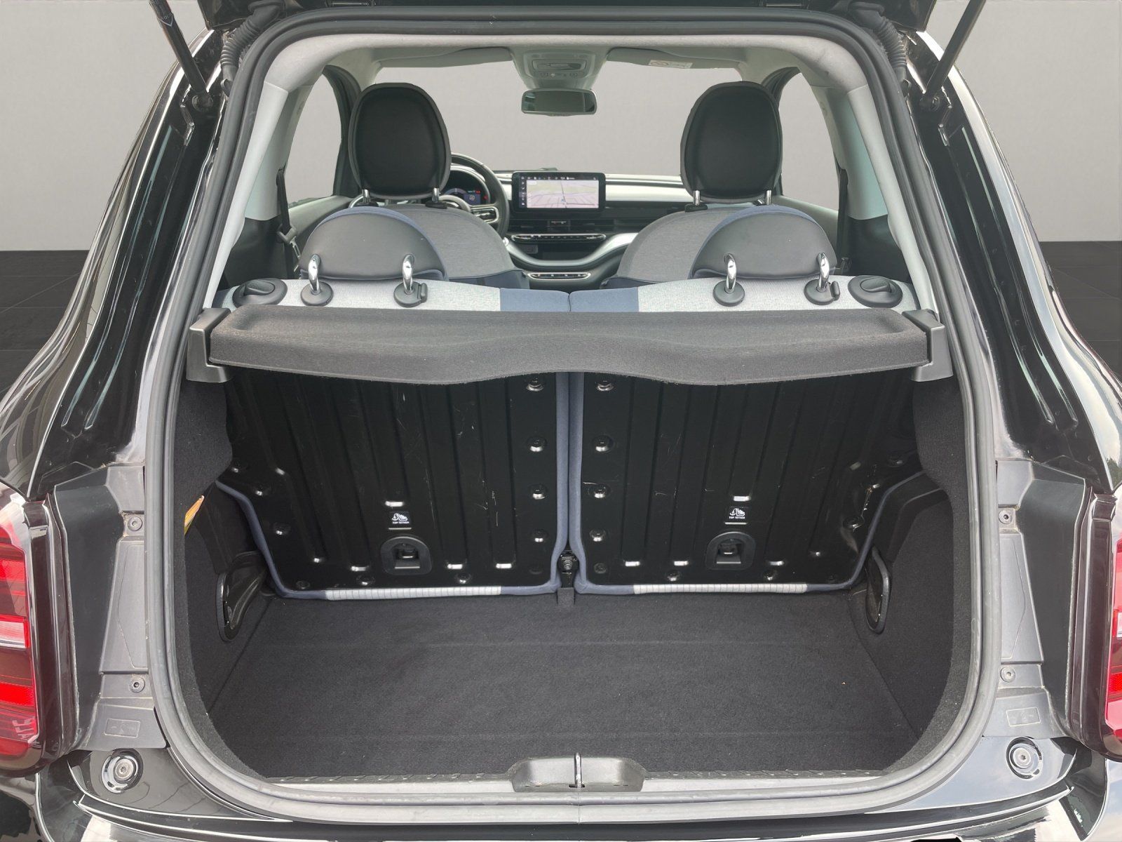 Fiat Automobili: Fiat 500 e Icon – Usato da Frauenkappelen venduto da Autohaus-Bern 7