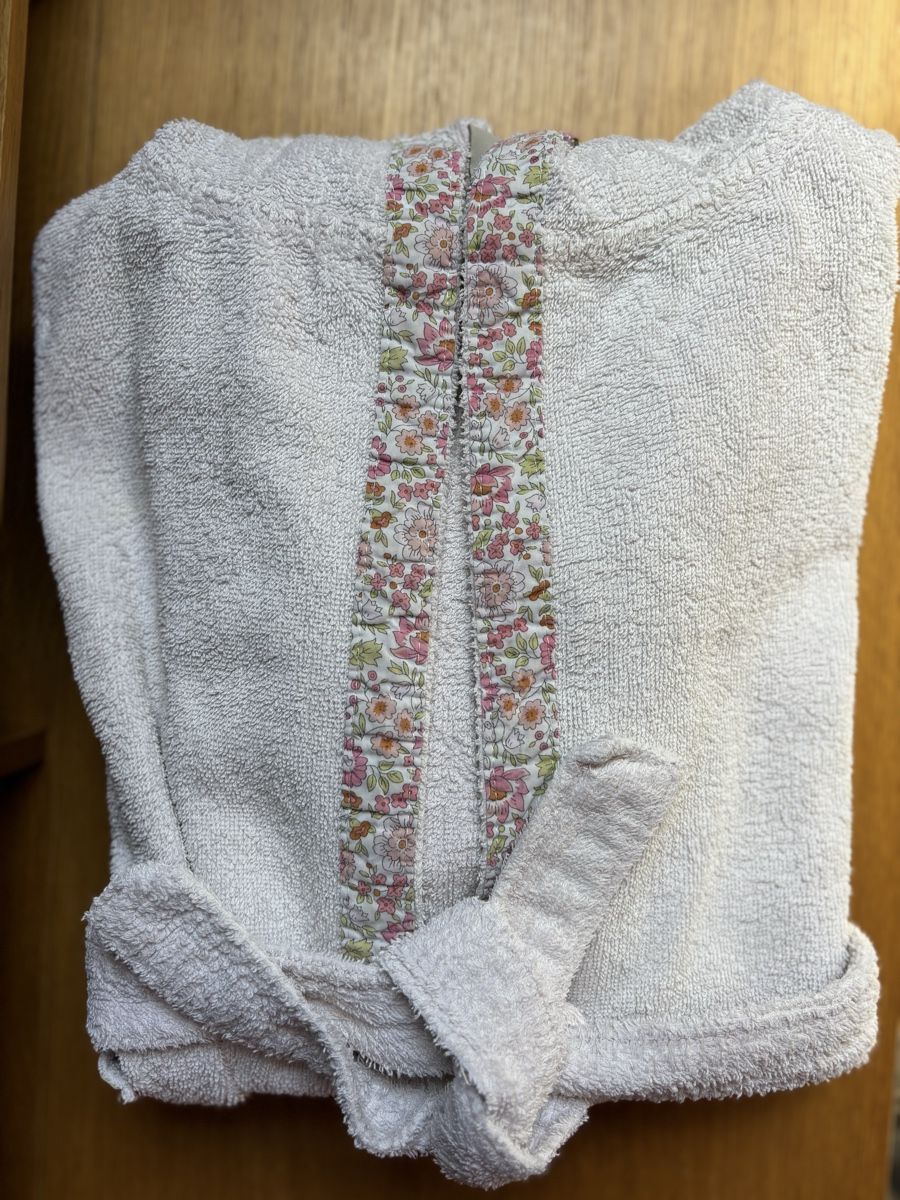 Bademäntel: Peignoir Cyrillus Liberty 8 ans - 128cm – Gebraucht aus Founex von ari_2gt7 7