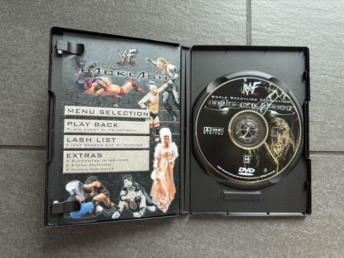 Alle DVDs: WWF Backlash 2001 DVD – Gebraucht aus Zürich von cENS0R 2