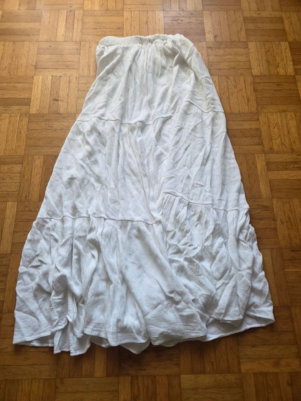Vestiti: Kleid und Jupe Gr. S – Usato da Basel venduto da grandfamily 2