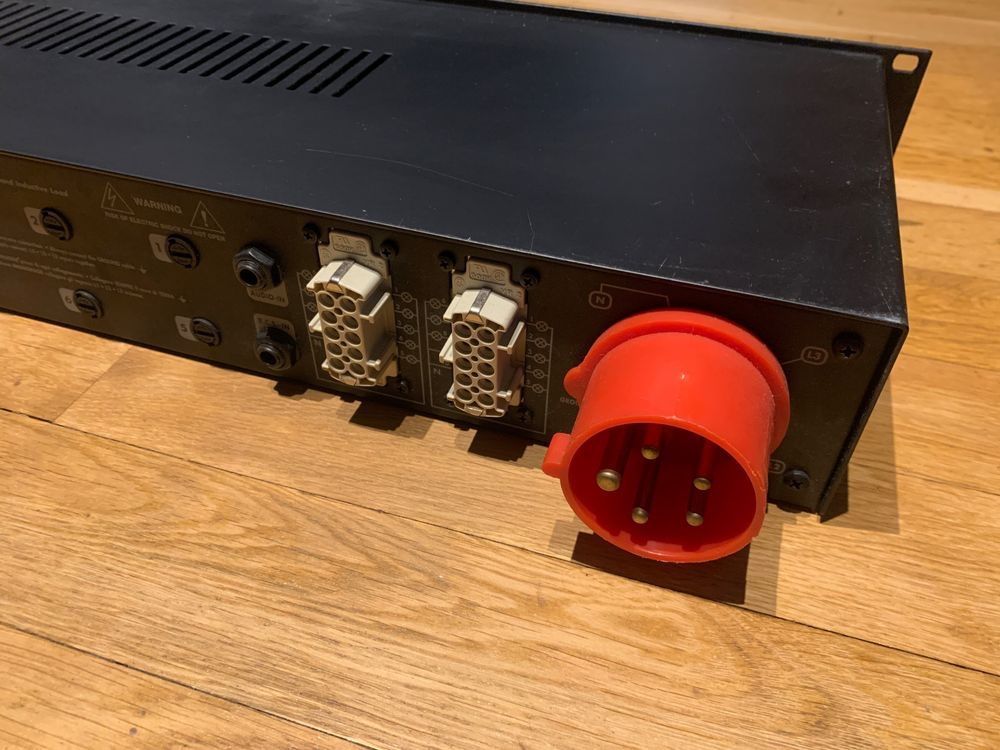 Mischpulte: Dimmer 8 Kanal - Next SEQUY8000 – Gebraucht aus Stettfurt von 2442 2