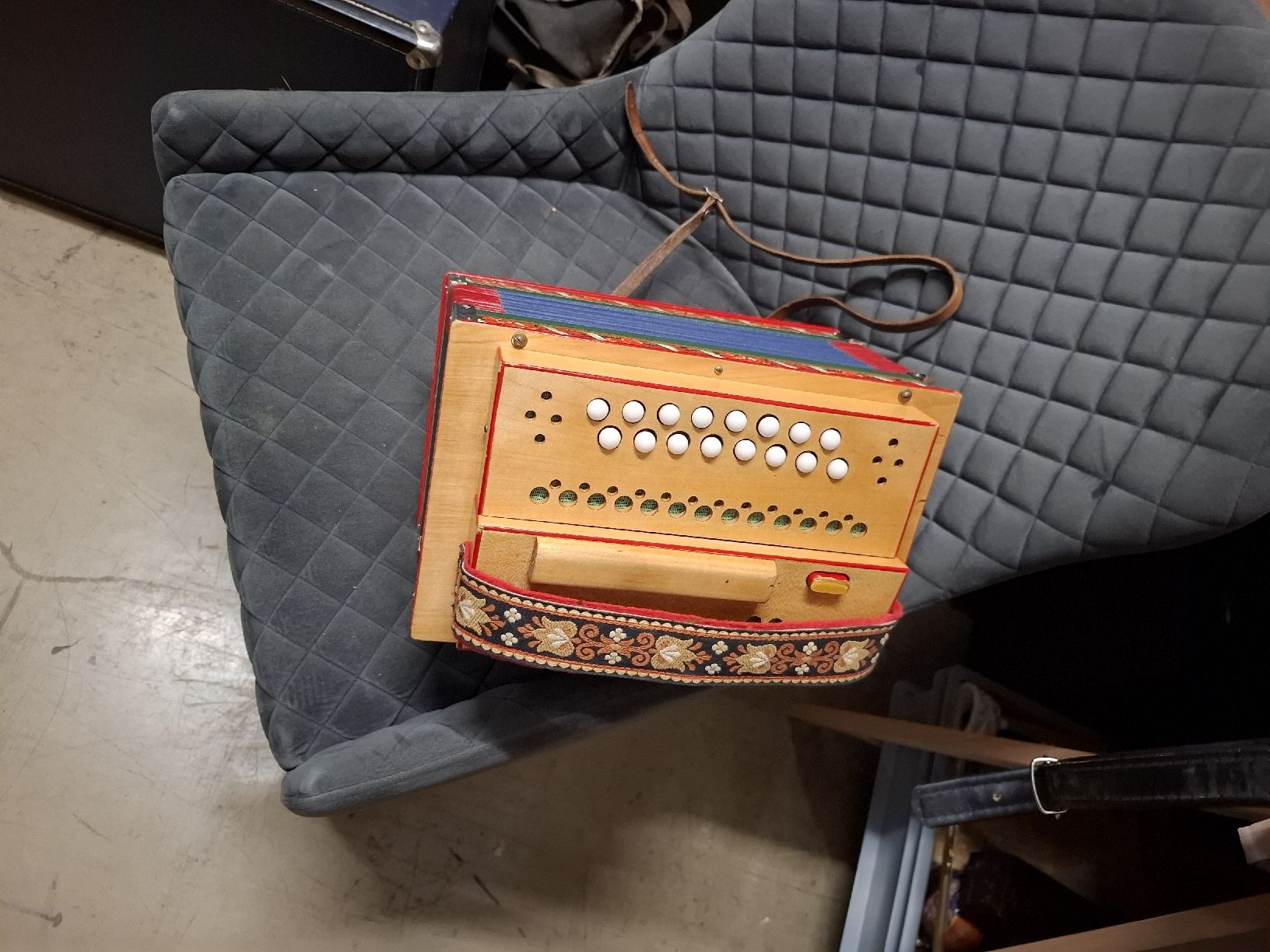 Instruments de musique: iten orgeli – D'occasion à Villeneuve par BibiVintage 5