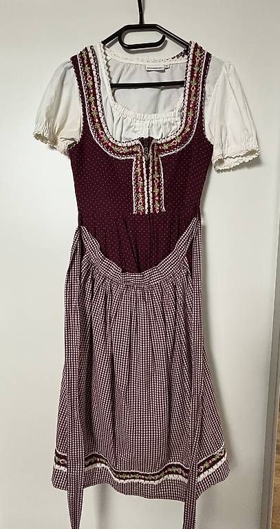 Vestiti: Dirndl Stockerpoint inkl. Bluse und Schürze Gr. 36 – Usato da Benken SG venduto da febter