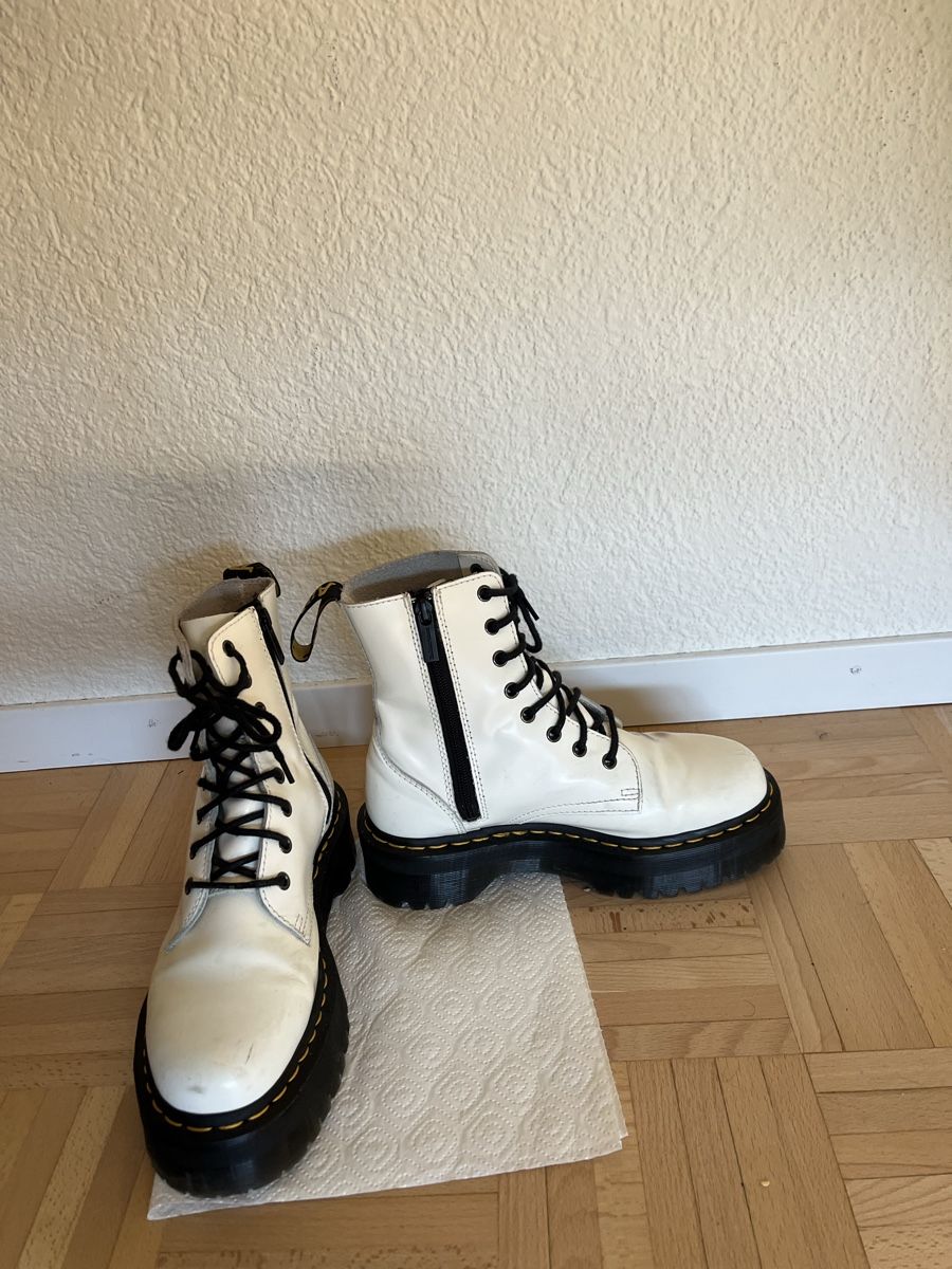 Dr. Martens Chaussures femmes: Dr. Martens Jadon Smooth Leather Platform Boot-White – D'occasion à Bern par eny_qqx6 1