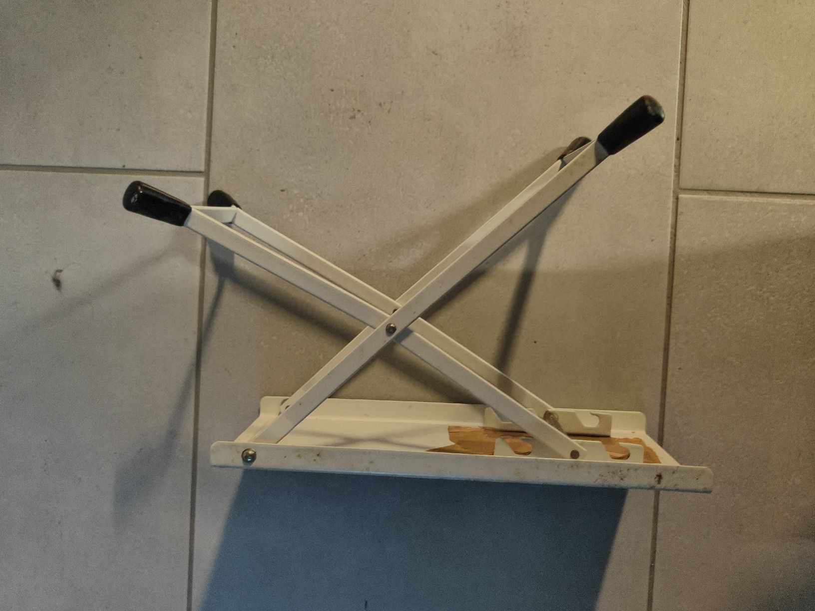 Strumenti musicali: gitarren fussbank – Usato da Möriken AG venduto da ste_sdp9 1