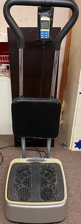Hometrainer: VIBR_A_LIVE Vibrationstrainer (Fussrefelexzonenmassage) – Gebraucht aus Märstetten von inf_m5t7