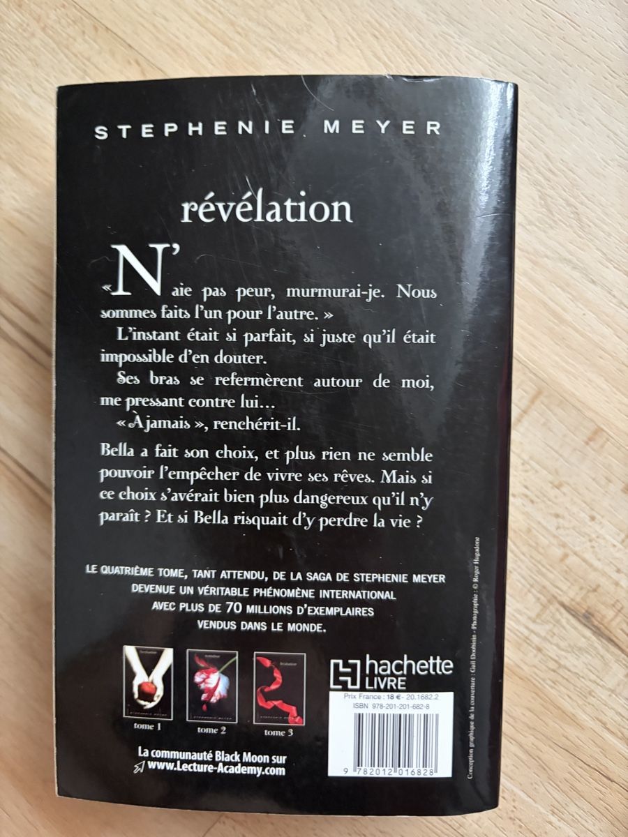 Bücher: Saga Twilight Stephenie Meyer en français  – Gebraucht aus Crissier von Nouchki76 3