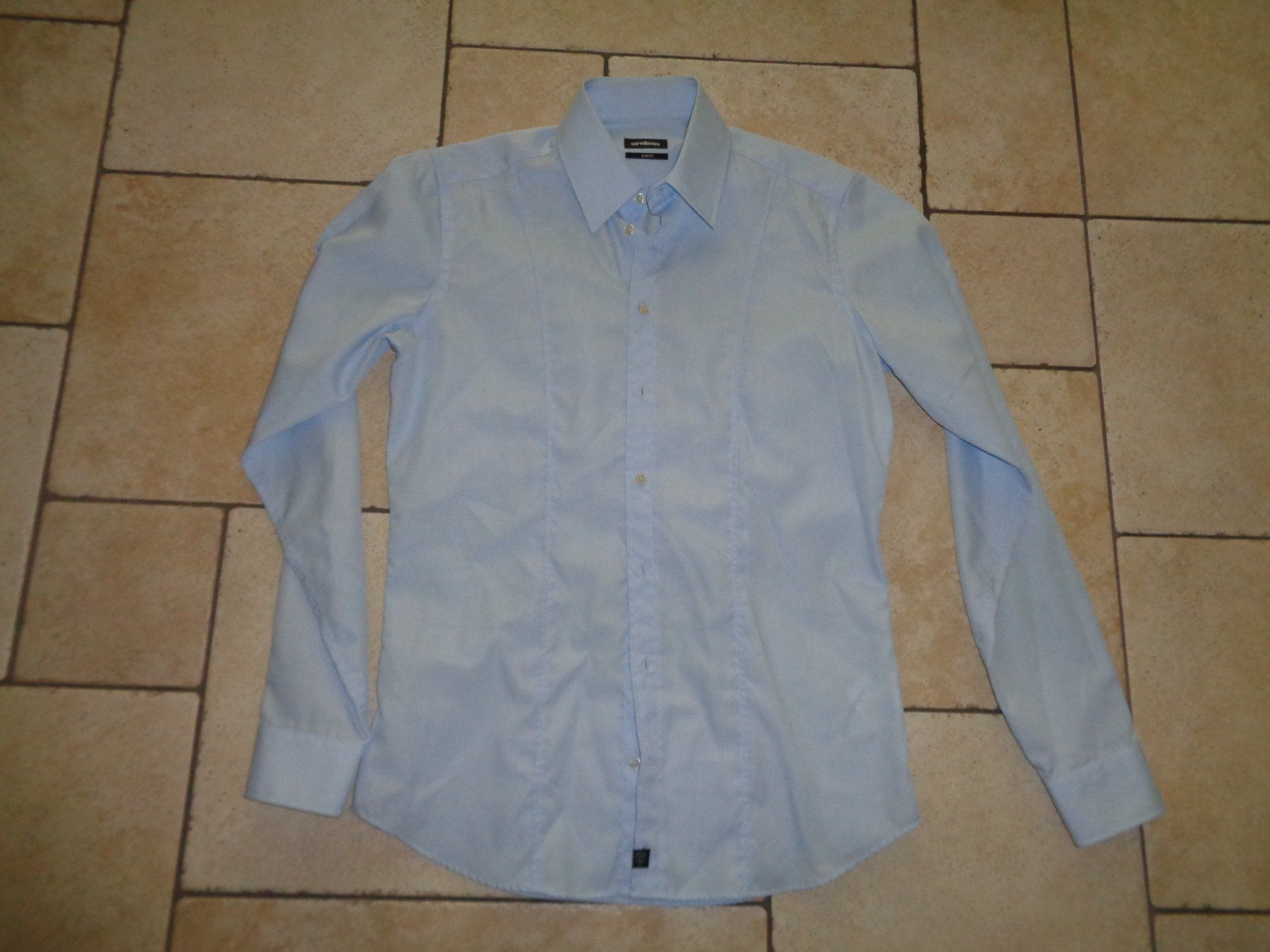 Strellson Chemises: Hemd  Strellson  Grösse 38 / 15 slim fit – D'occasion à Kreuzlingen par Robi-2003
