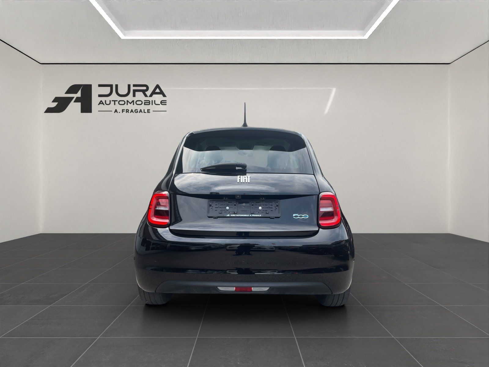 Fiat Automobili: Fiat 500 e Icon – Usato da Frauenkappelen venduto da Autohaus-Bern 2