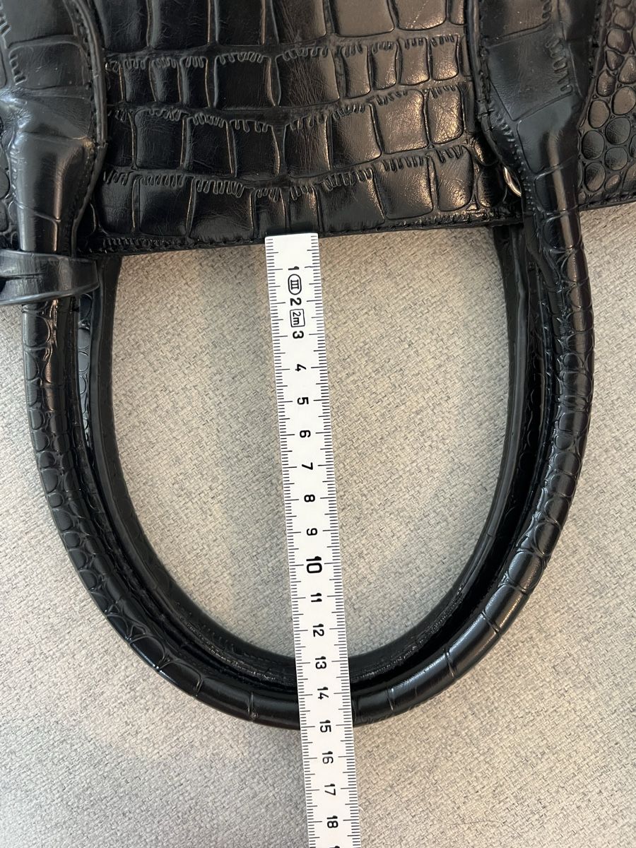Taschen für Damen: Handtasche schwarz Krokoleder-Optik – Gebraucht aus Watt von morhea 6