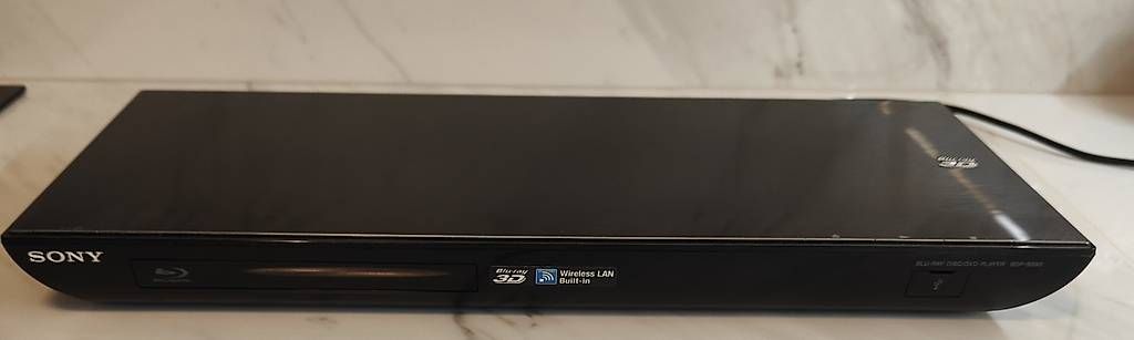 Tutti i DVDs: Lettore Blu-ray 3D DVD Sony – Usato da Magliaso venduto da mar_66sk