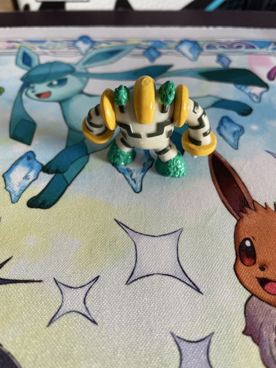 Pokémon Figuren: Pokemon Figur Vintage - Regigigas – Gebraucht aus Kreuzlingen von SwissCollectorChris 1