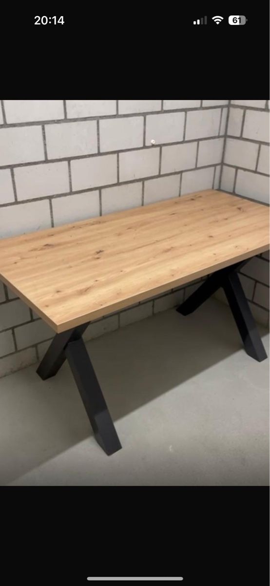 Schreibtische: Tisch – Gebraucht aus Ruswil von b_ronny