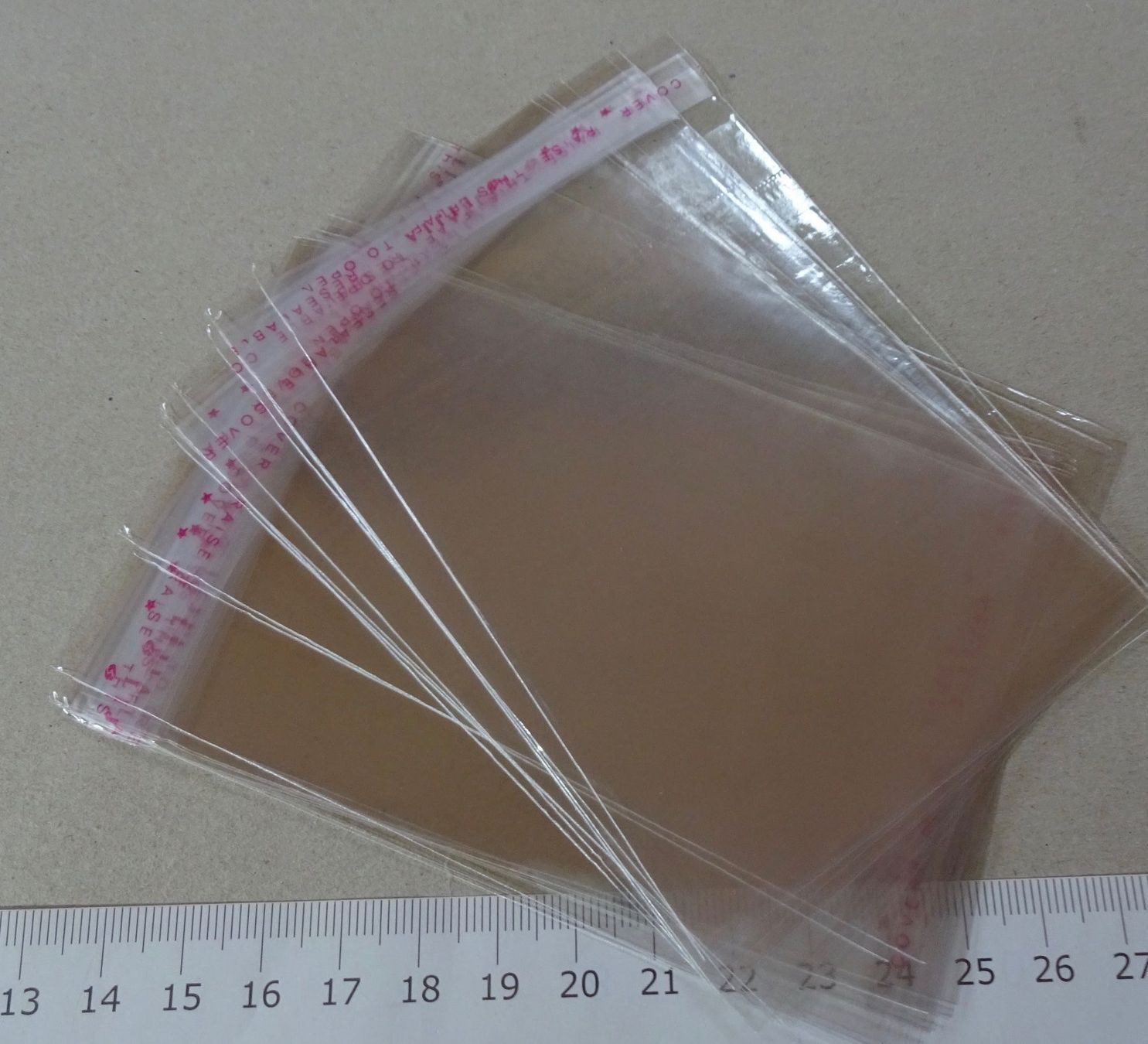 Contenitori & Simili: Cellophan kleine Beutel ca 1000  5 x 5 cm   selbstklebend – Nuovo e nell'imballaggio originale da Leuggern venduto da unico10 3