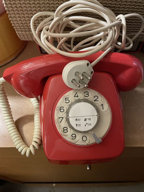 Rotes Vintage Wähltasten-Telefon (Gebraucht) in Ostermundigen für CHF ...