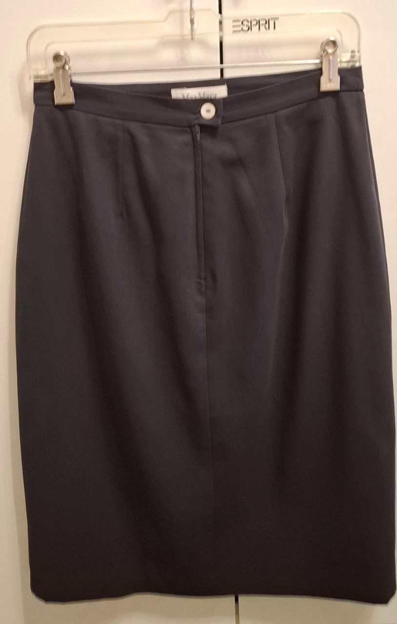 Gonne: Elegant Rock  MaxMara Dunkеlblau Size 40 – Usato da Bern venduto da klyur 1