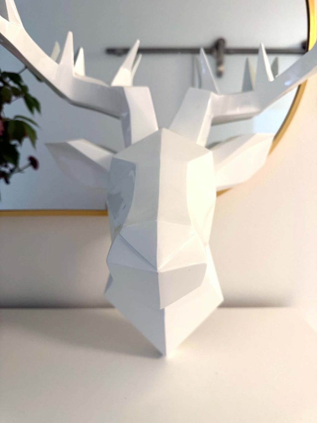 Alle Dekorationen: Grössere Deko Hirsch Statue – Gebraucht aus Bern von MIR-IAM 1