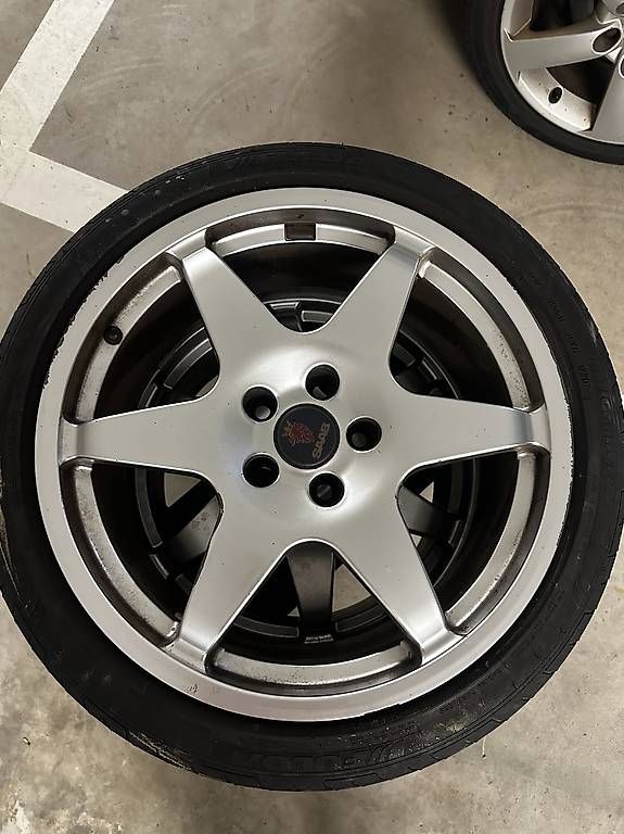 Saab Pneumatici & Ruote complete: Saab Hirschperformance 18 Zoll – Usato da Näfels venduto da Elbu_ 2