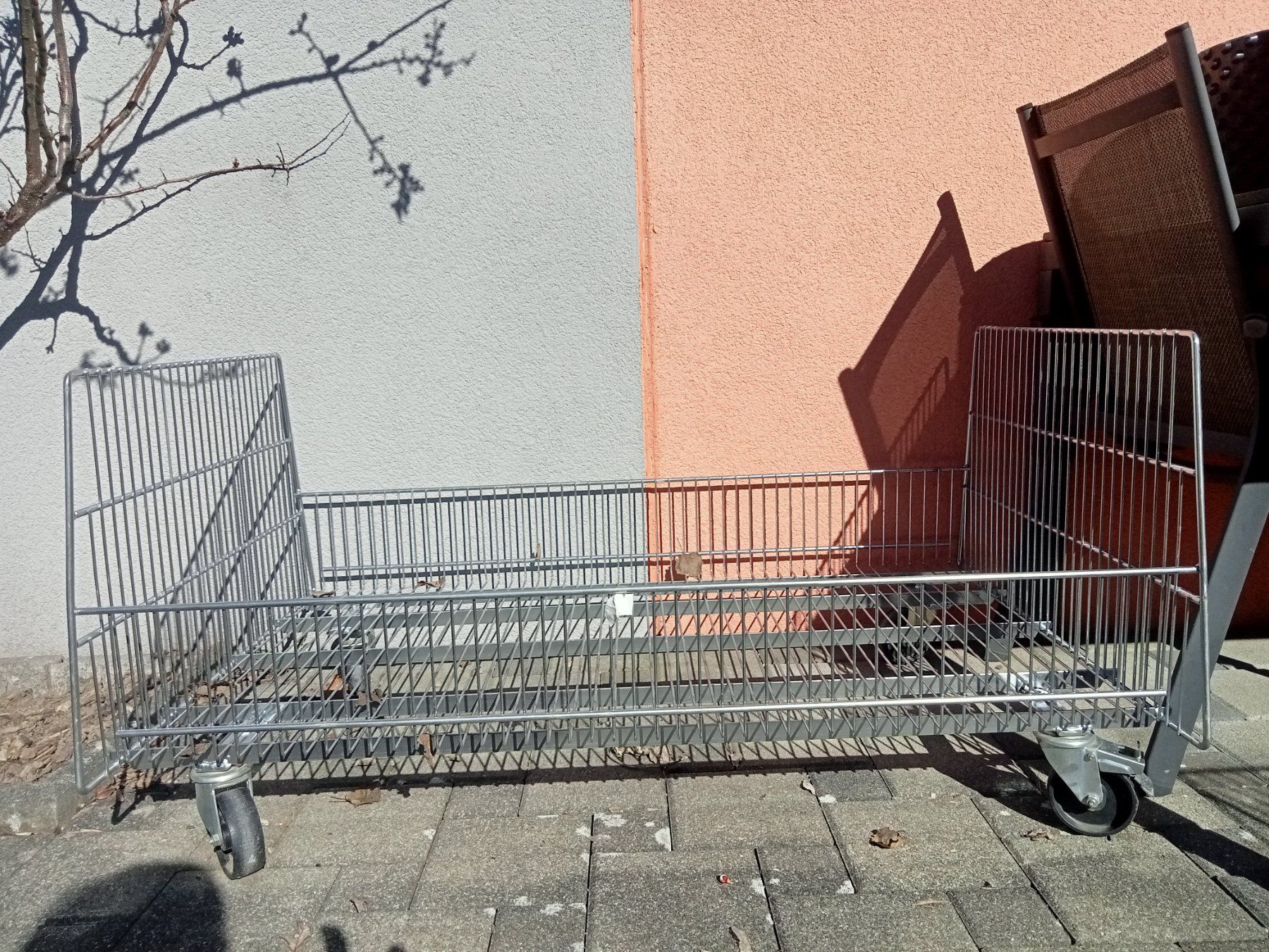 Banconi: Robuster Rollwagen Metall - vielseitig! – Usato da Oberurnen venduto da simgug 2
