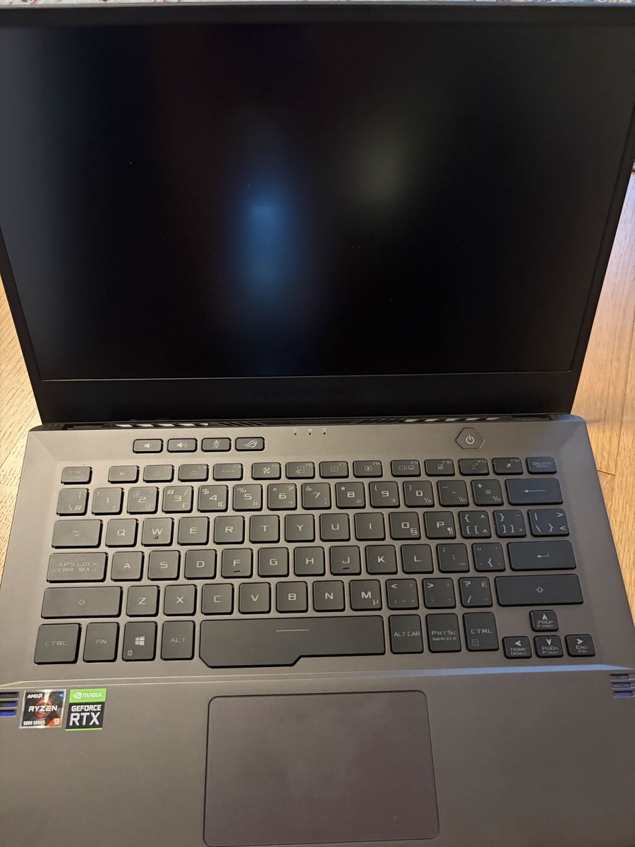 Asus Notebooks: ASUS ROG Zephyrus G14 14" Gaming Laptop – Gebraucht aus Forch von senson