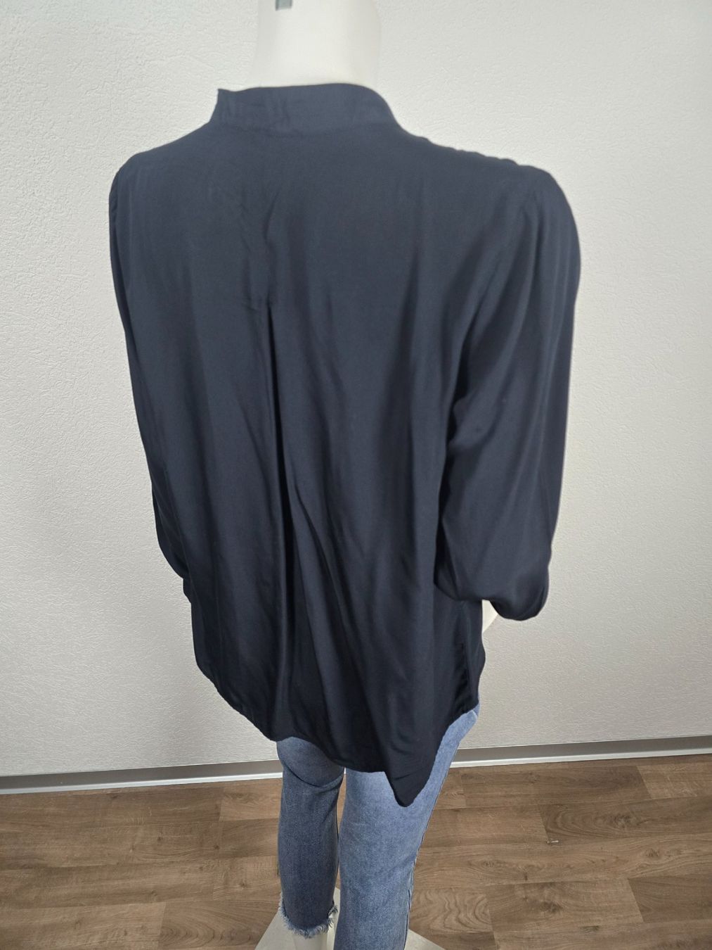 Mango Chemisiers: MANGO Blouse fluide T38 – D'occasion à Les Verrières par kitel79 6