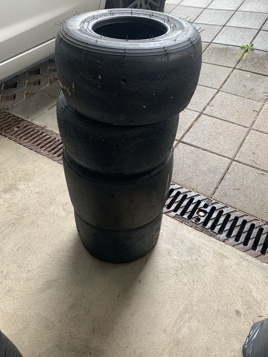 Go-Kart: Reifen Le Cont weiss – Usato da Heimberg venduto da yae_7b7l
