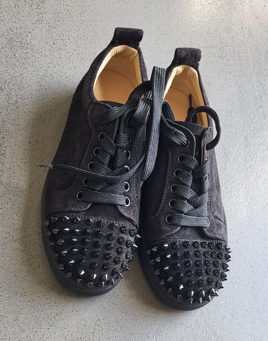 Christian Louboutin Scarpe per ragazze: christian louboutin Gr 34.5 – Nuovo (secondo la descrizione) da Kaisten venduto da Ciccr