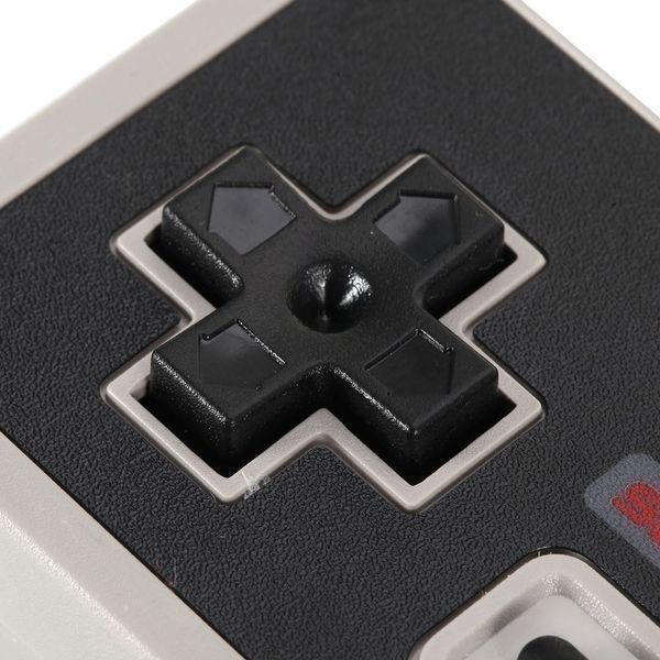 Controller: Joypad NES Controller Classic Mini 1.8M – Nuovo (secondo la descrizione) da Thun venduto da onlino 4