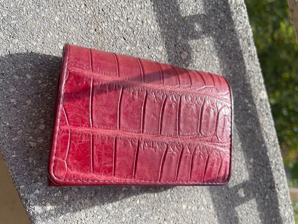 Crocodile Portmonee (Gebraucht) in Bern für CHF 100 – mit Lieferung auf ...