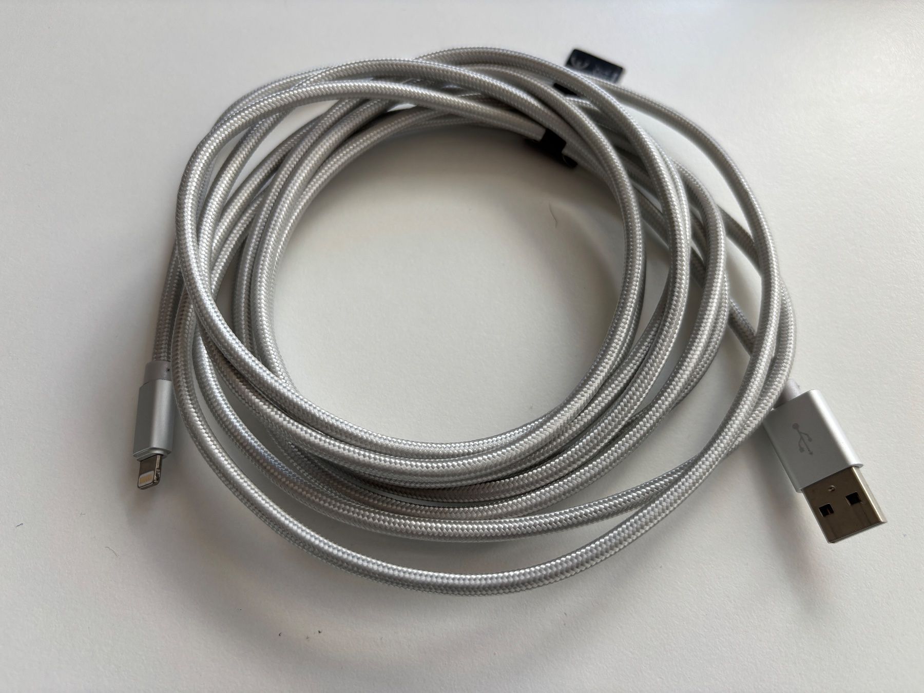 Cavi: Lade- und Daten-Kabel USB - Apple Lightning 3m – Usato da Nussbaumen AG venduto da 58612