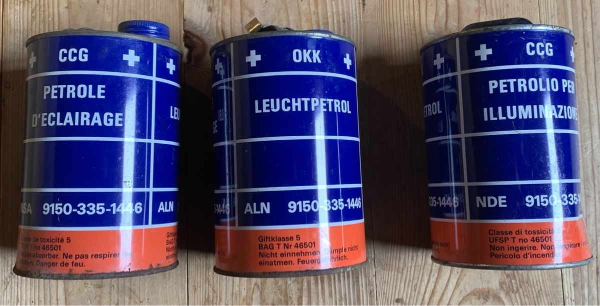 Contenitori & Simili: 3 leere Blechbüchsen der CH Armee – Usato da Goldingen venduto da Bergler012 2