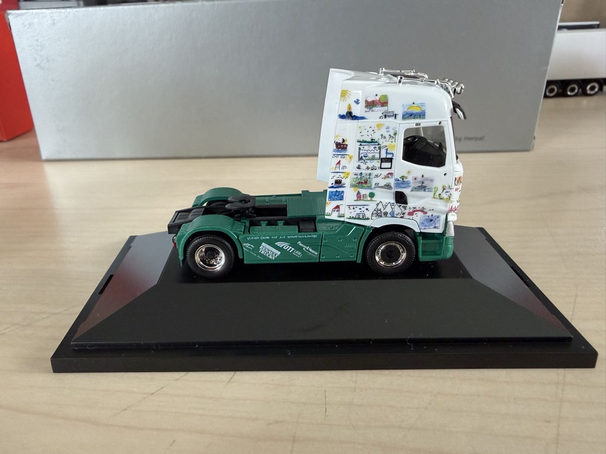 Herpa Modellini d'auto: Renault T Talmon in PC-Vitrine – Nuovo e nell'imballaggio originale da Felben-Wellhausen venduto da Mobil01 2