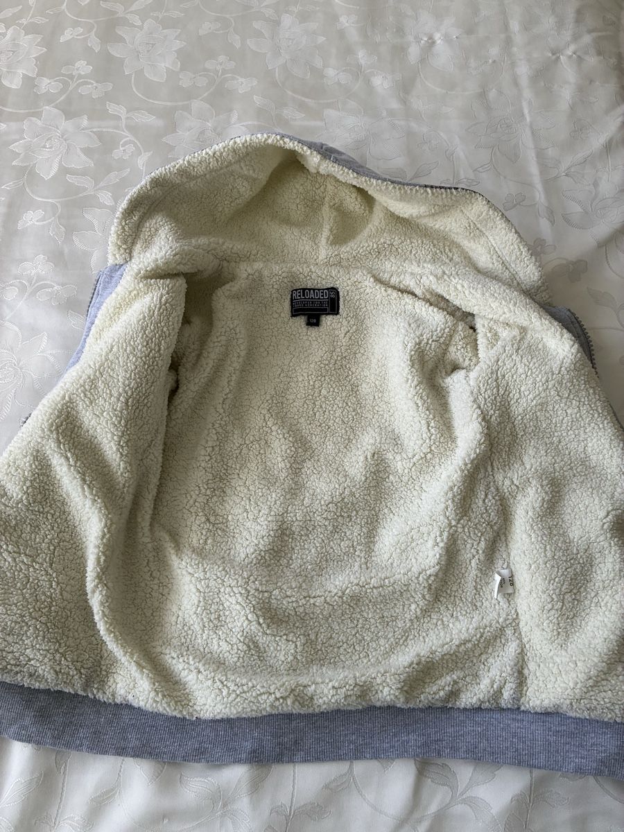 Giacche & Cappotti: Hoodie mit Reissverschluss – Usato da Basel venduto da Pardesi84 2