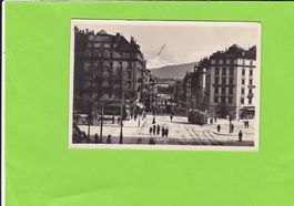 Genève-La Rue du Mont Blanc-belebt-Tram