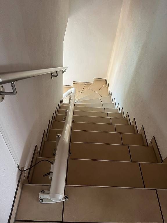 Escaliers: Apollo Flow2 Treppenlift  – D'occasion à Halden par asc_svq6 3
